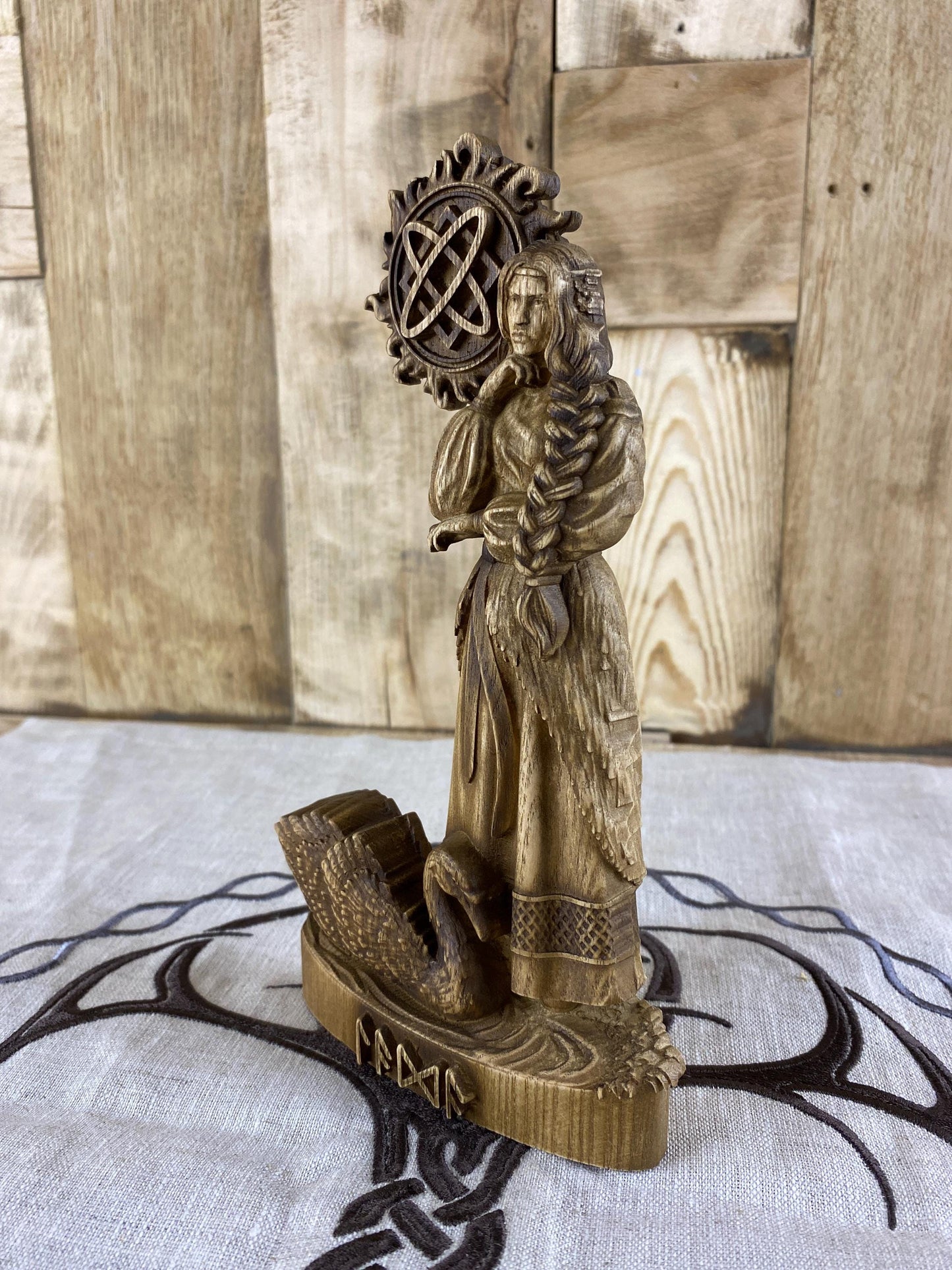 Lada Figure β Wooden Slavic Goddess Statue β Symbol of Love, Beauty & Spring with Sacred Swan