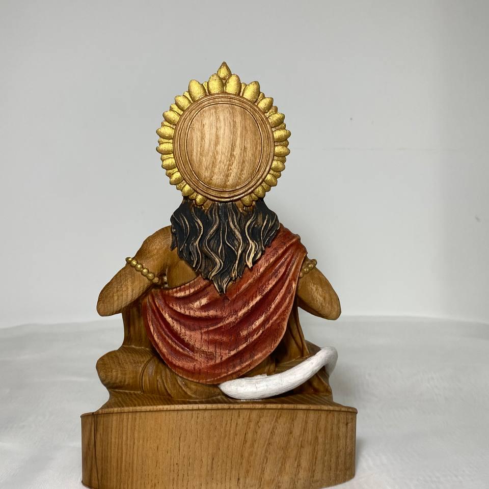 Statue d'Hanuman Idole d'Hanuman Dieux indiens Seigneur Hanuman Dieu hindou Mythologie indienne Dieu singe Art hindou Statue de dieu hindou Statue en bois sculpté