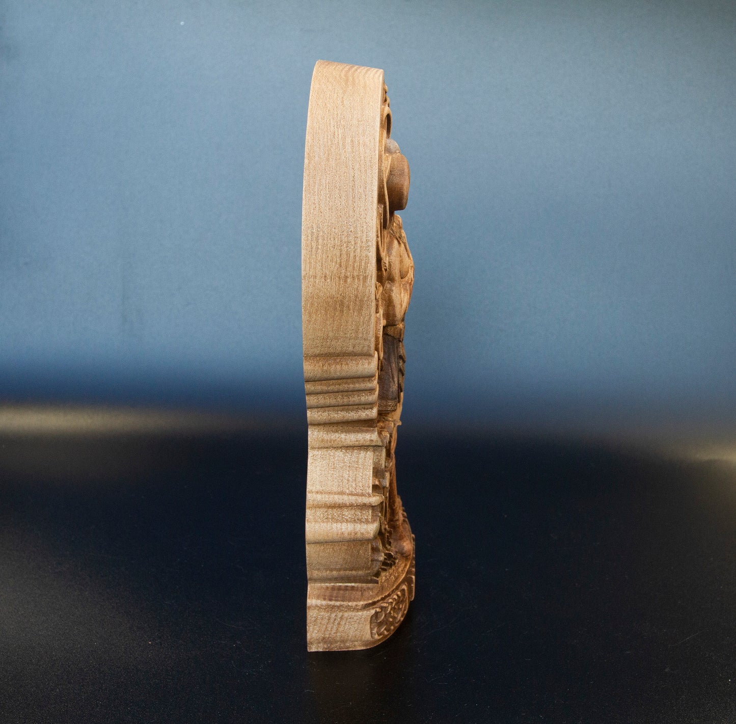Baldr - Statuette en bois artisanale, exquise, dieu nordique de la lumière et de la beauté