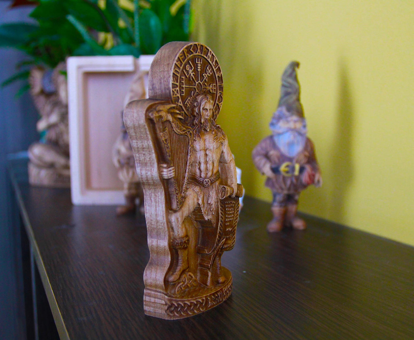 Statue de Bragi, dieu nordique en bois de frêne sculpté à la main, 15 cm, décoration d'autel païen, figurine de mythologie viking, cadeau souvenir des dieux nordiques