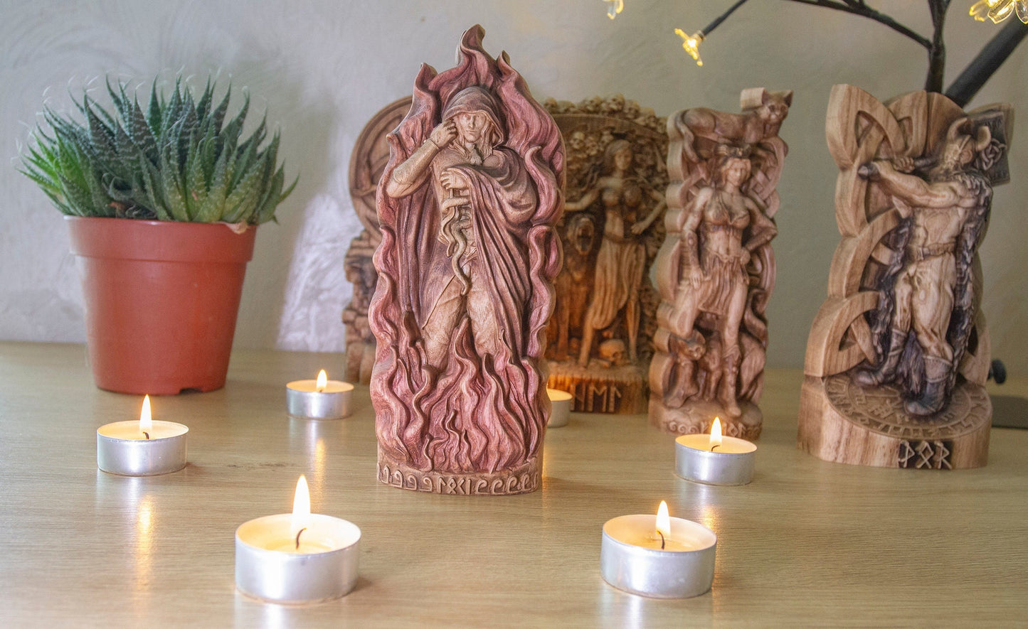 Loki Figure – Wooden Norse God Statue – Symbol of Fire, Mischief & Transformation in Ash Wood