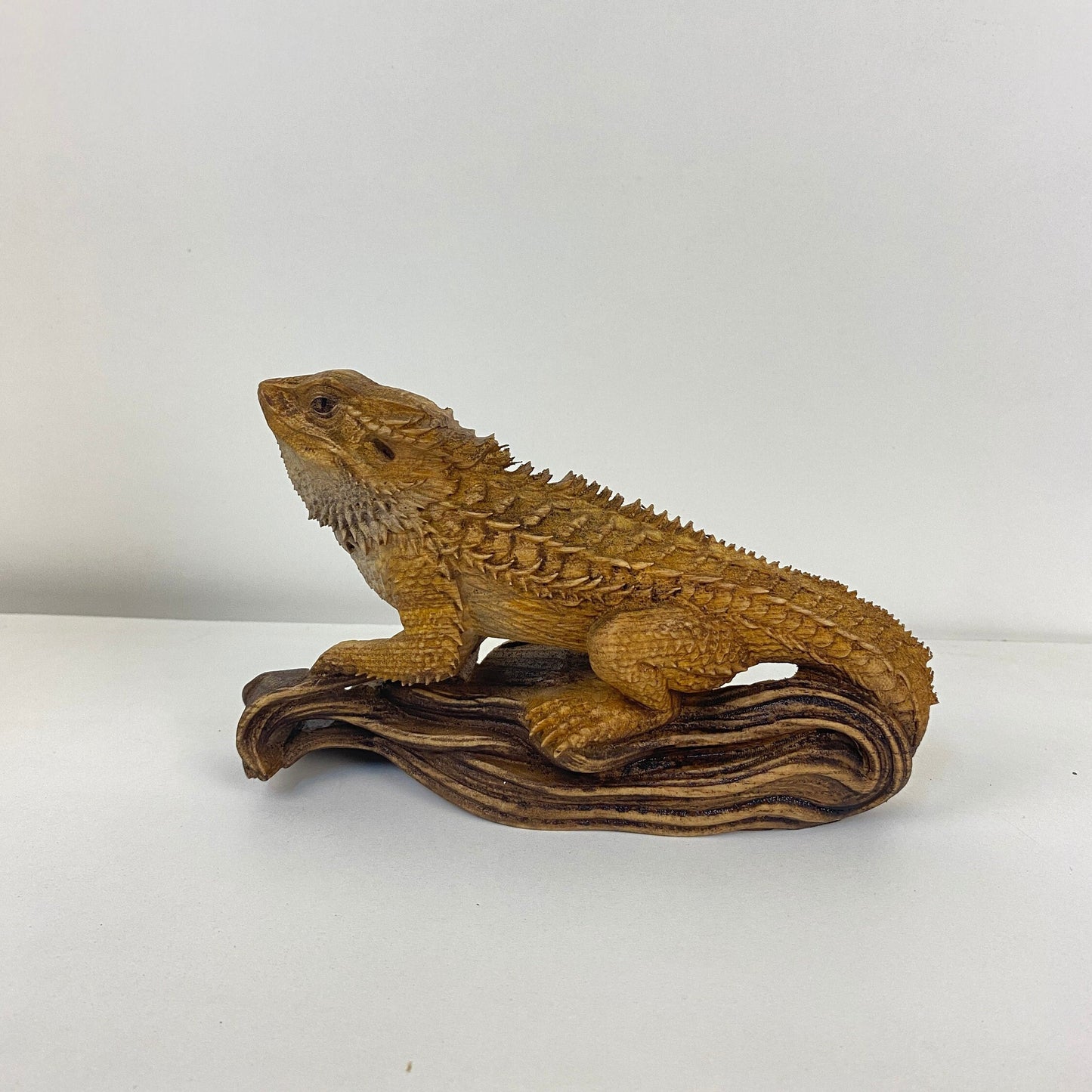 Dragon barbu Figurine de dragon barbu Cadeau de dragon perlé Art de dragon barbu Décor de dragon barbu Reptile des bois Sculpture de lézard Statue de lézard