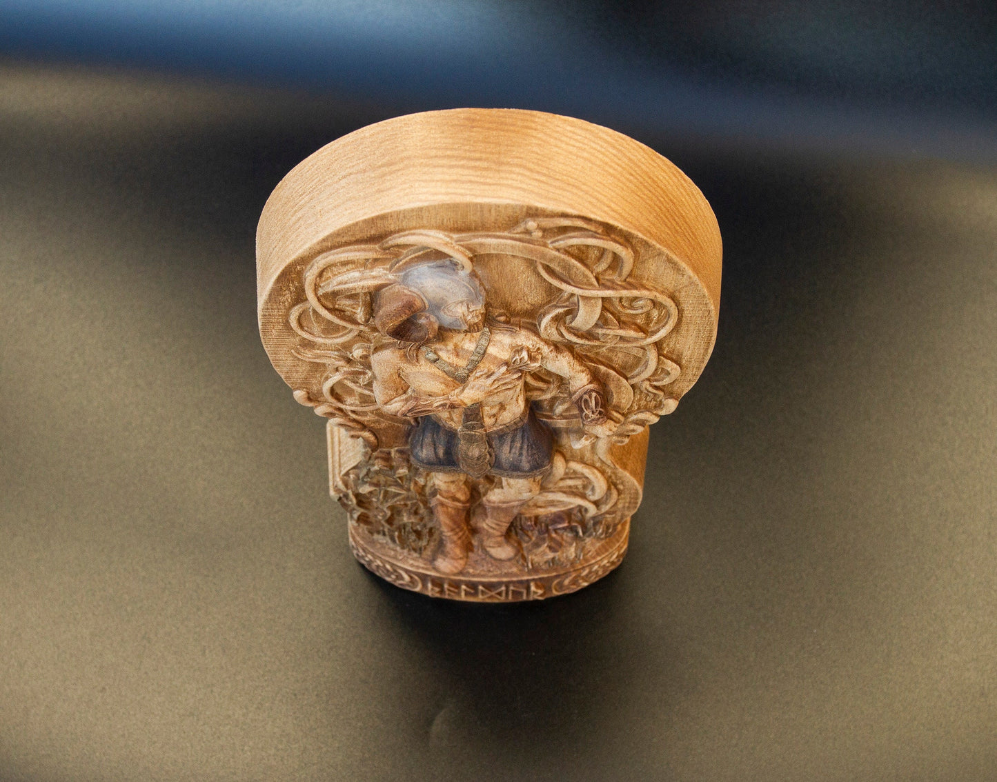 Baldr - Statuette en bois artisanale, exquise, dieu nordique de la lumière et de la beauté