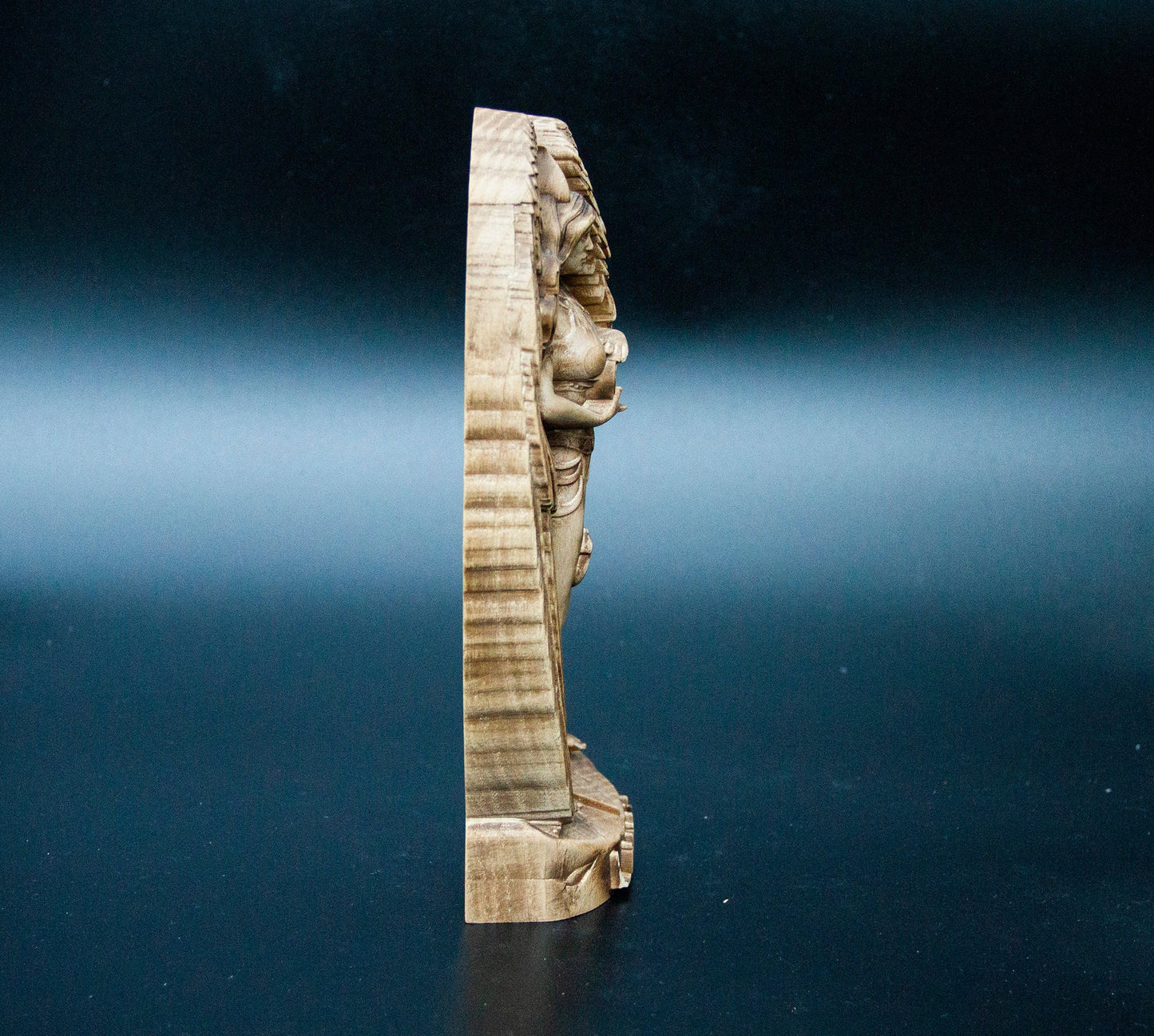 Figurine de démone Lilith Statue de démonologie juive Sculpture en bois Autel Souvenir Déesse Cadeau Démon féminin