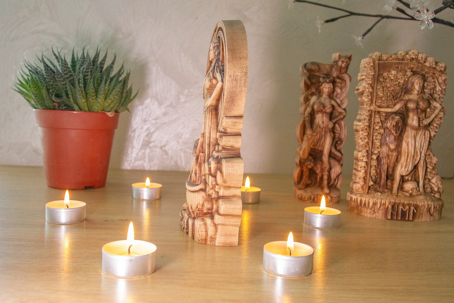 Statue de Brigid, déesse nordique, figurine celtique, dieux irlandais, sculpture en bois, art païen, souvenir, personnages du Nord