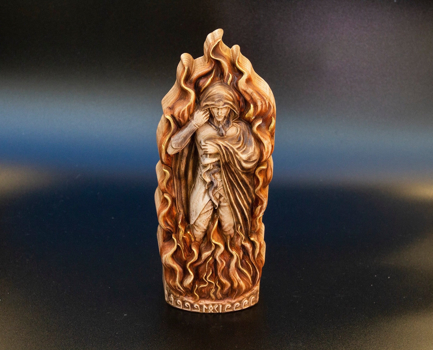 Loki Figure – Wooden Norse God Statue – Symbol of Fire, Mischief & Transformation in Ash Wood