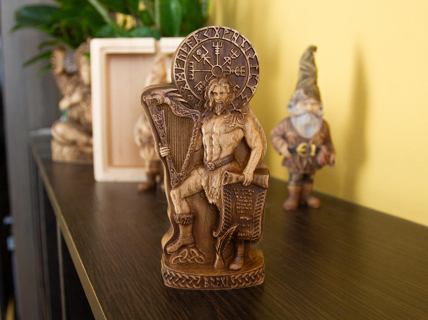 Statue de Bragi, dieu nordique en bois de frêne sculpté à la main, 15 cm, décoration d'autel païen, figurine de mythologie viking, cadeau souvenir des dieux nordiques