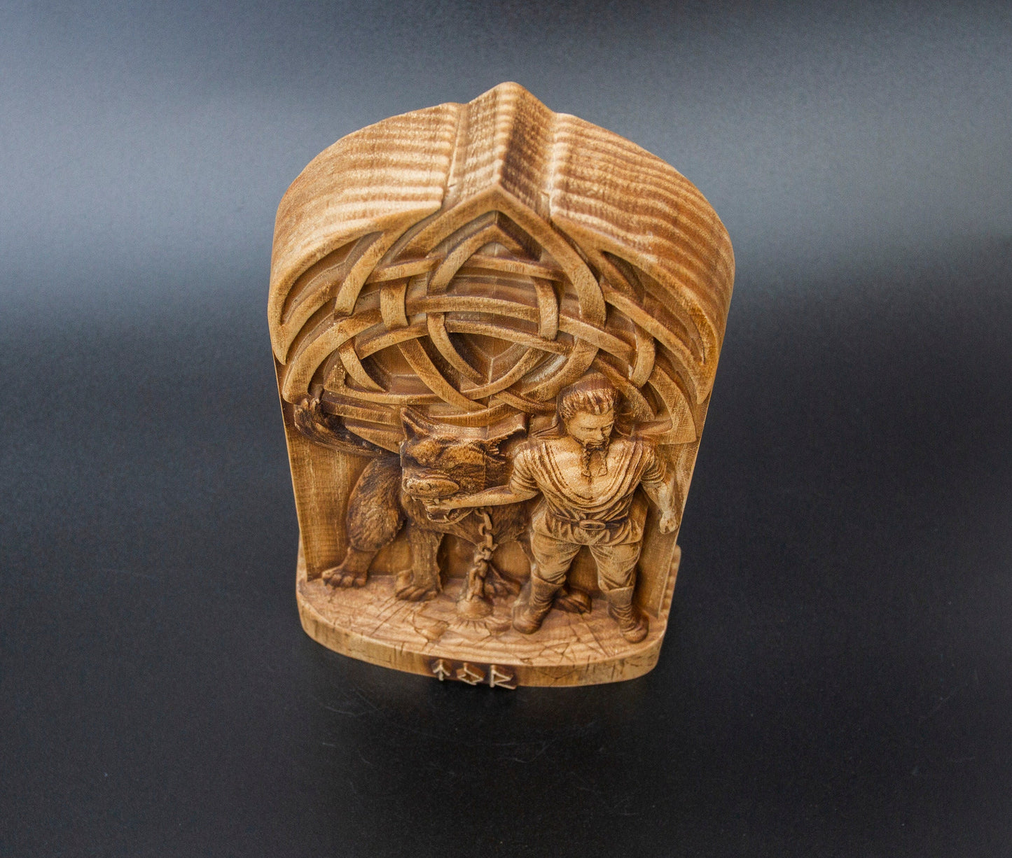 Statue de Tyr, figurine d'autel des dieux nordiques, statue païenne des dieux scandinaves, sculpture en bois de 20 cm de haut, souvenir