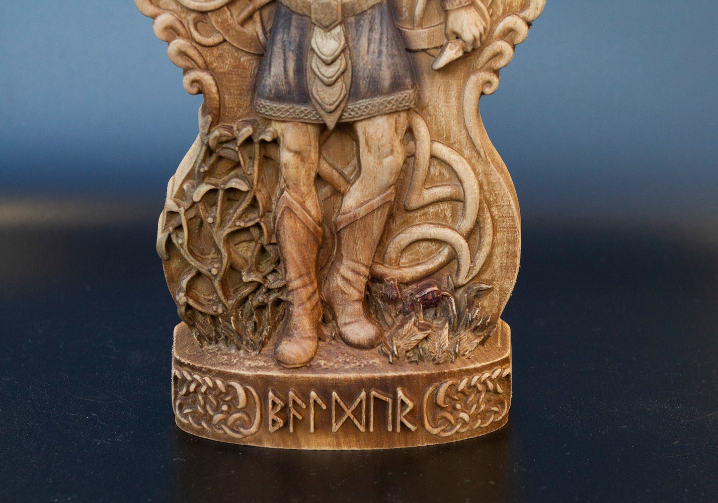 Baldr - Statuette en bois artisanale, exquise, dieu nordique de la lumière et de la beauté