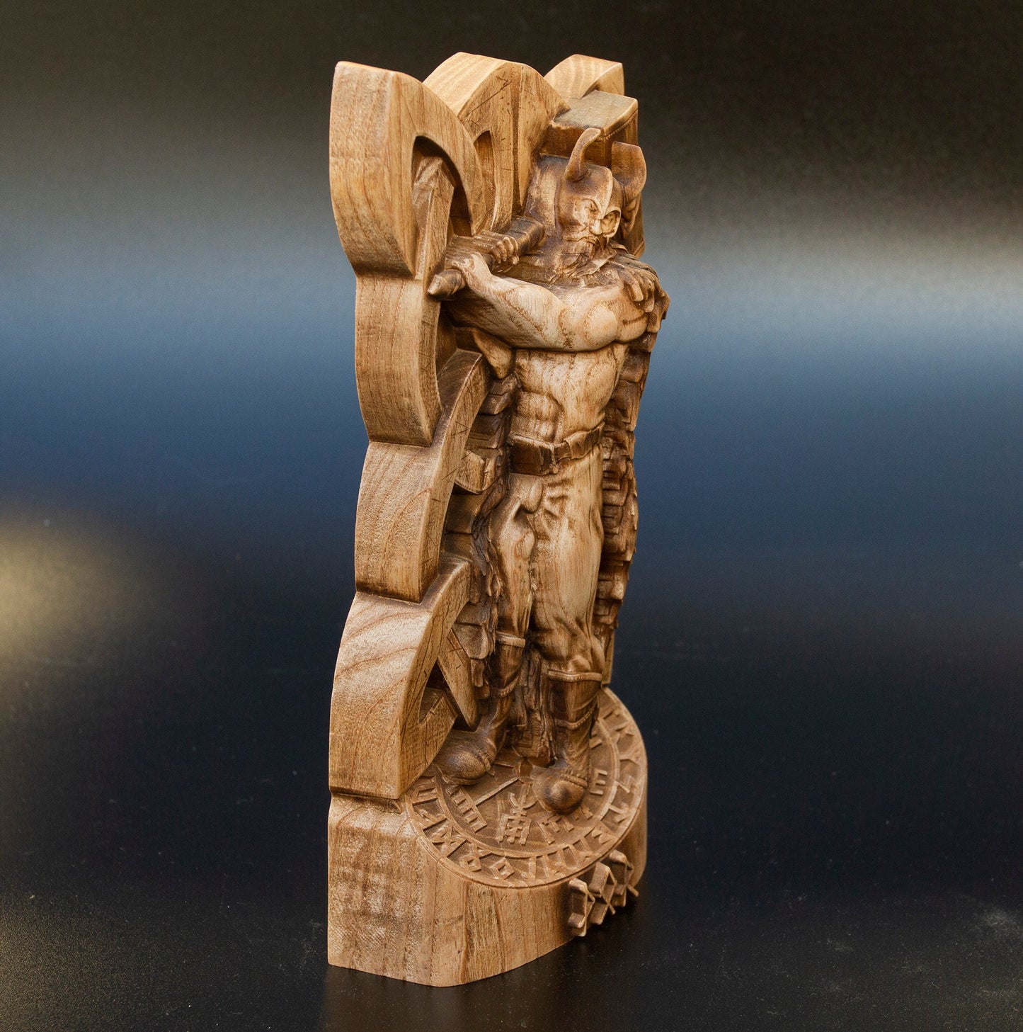 Thor Statue Tabletop Wood Sculpture Figurine Scandinavian Gods Statue Altar Souvenir Norse Gods