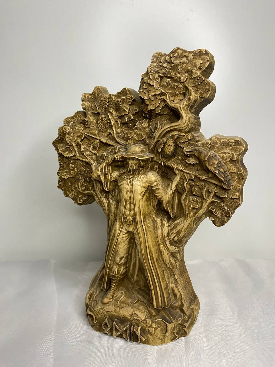 Odin Figure – Wooden Norse God Statue – Symbol of Wisdom, War & Magic in Ash Wood