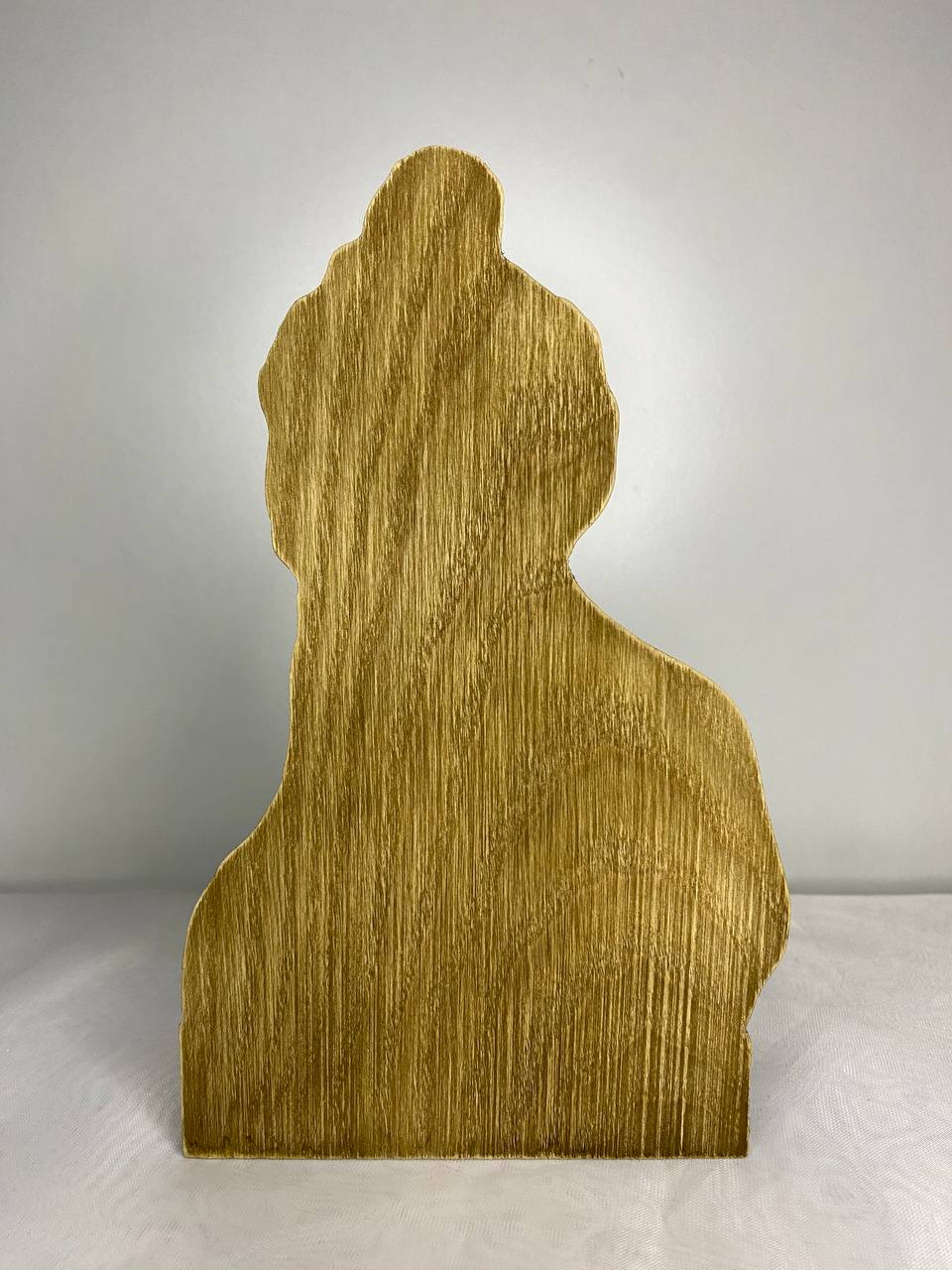 Frigg Figure – Wooden Norse Goddess Statue – Symbol of Motherhood, Fate & Protective Wisdom
