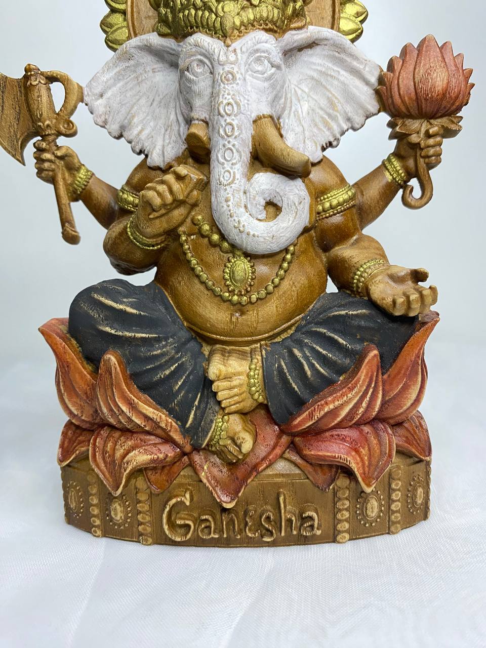 Ganesha Figure – Wooden Hindu God Statue – Symbol of Wisdom, Prosperity & New Beginnings in Ash Wood
