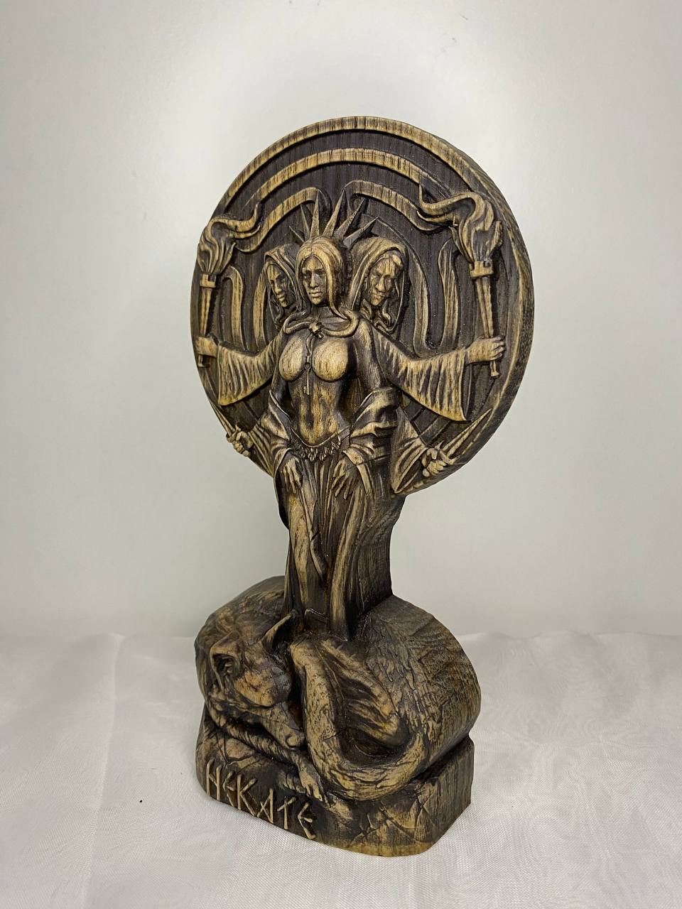 Hekate Figure – Wooden Triple Goddess Statue – Symbol of Magic, Crossroads & Lunar Mystery in Ash Wood