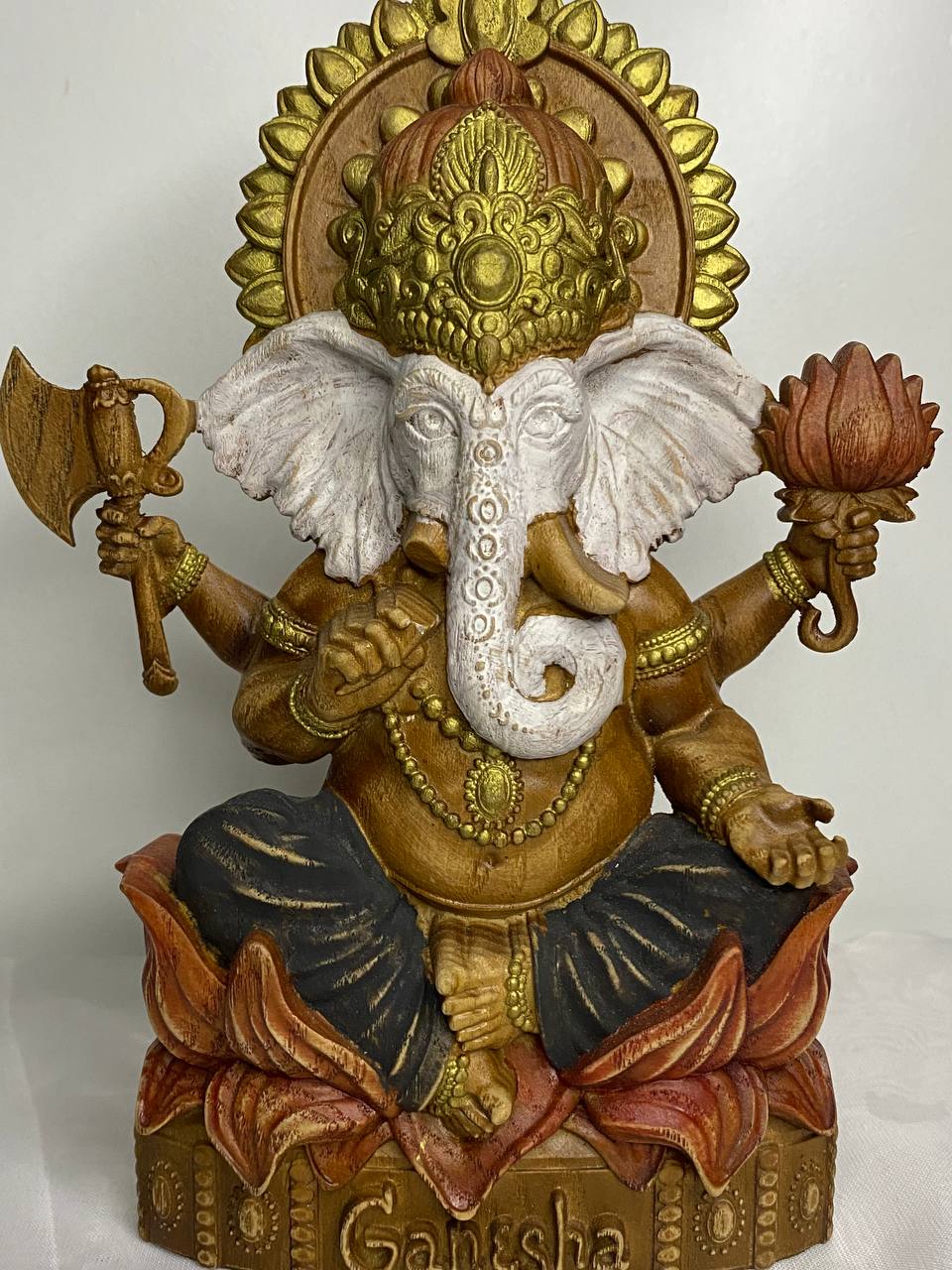 Ganesha Figure – Wooden Hindu God Statue – Symbol of Wisdom, Prosperity & New Beginnings in Ash Wood