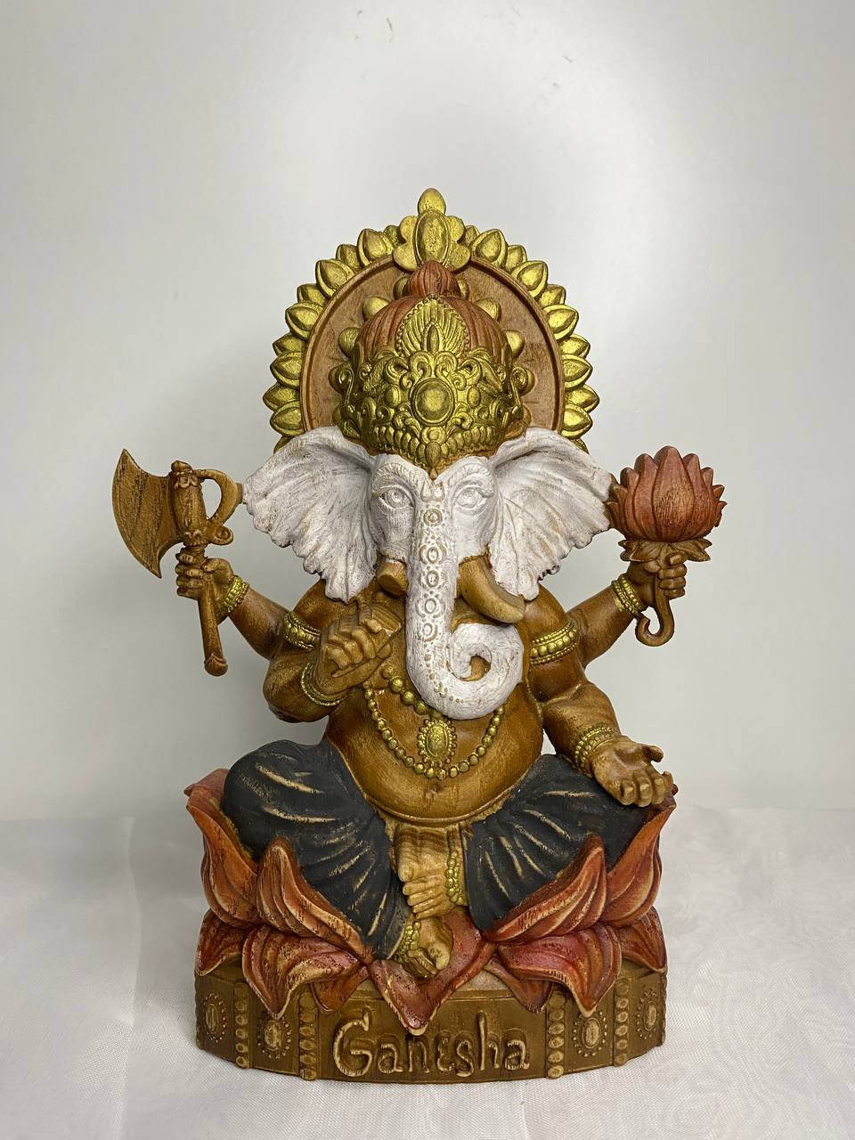 Ganesha Figure – Wooden Hindu God Statue – Symbol of Wisdom, Prosperity & New Beginnings in Ash Wood