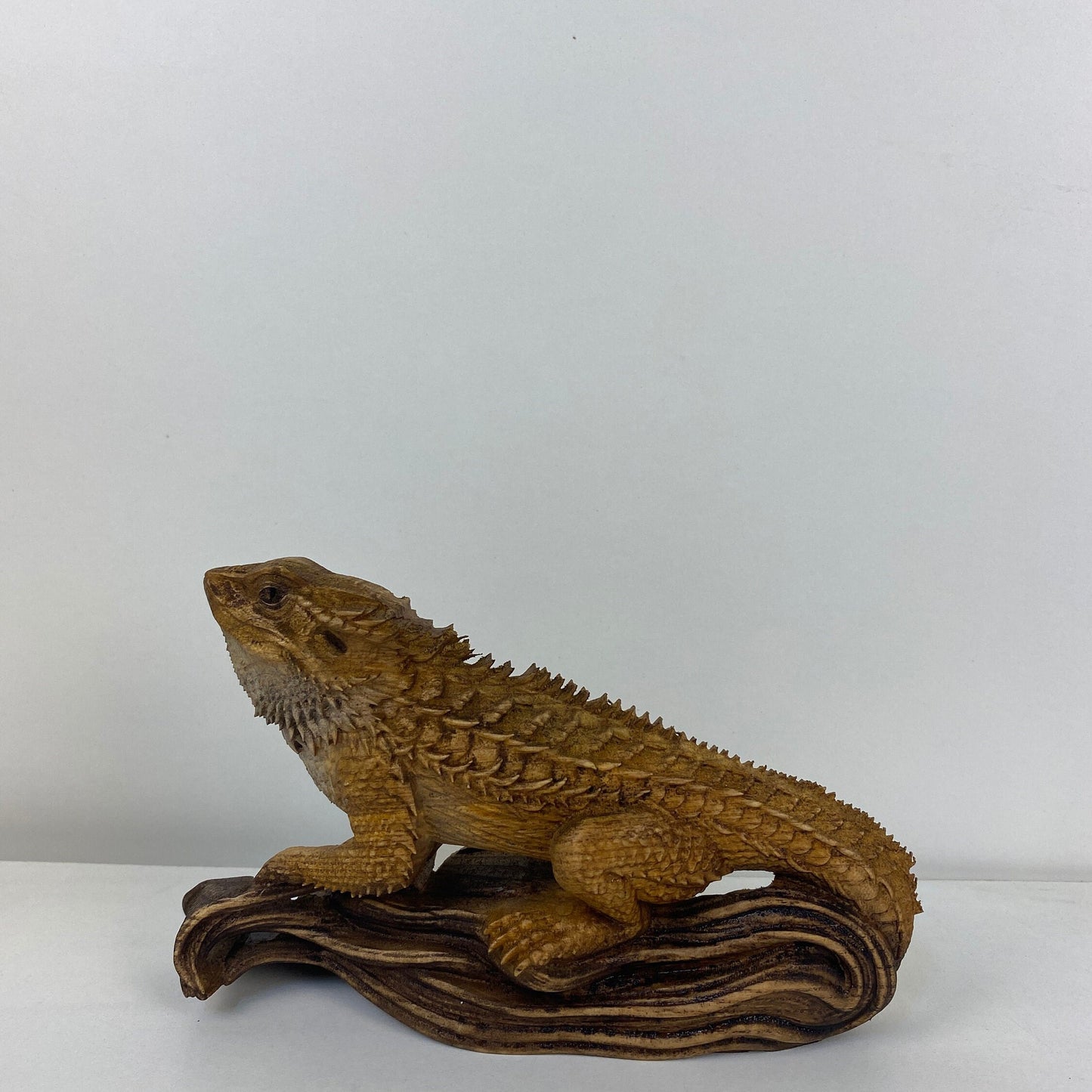 Dragon barbu Figurine de dragon barbu Cadeau de dragon perlé Art de dragon barbu Décor de dragon barbu Reptile des bois Sculpture de lézard Statue de lézard