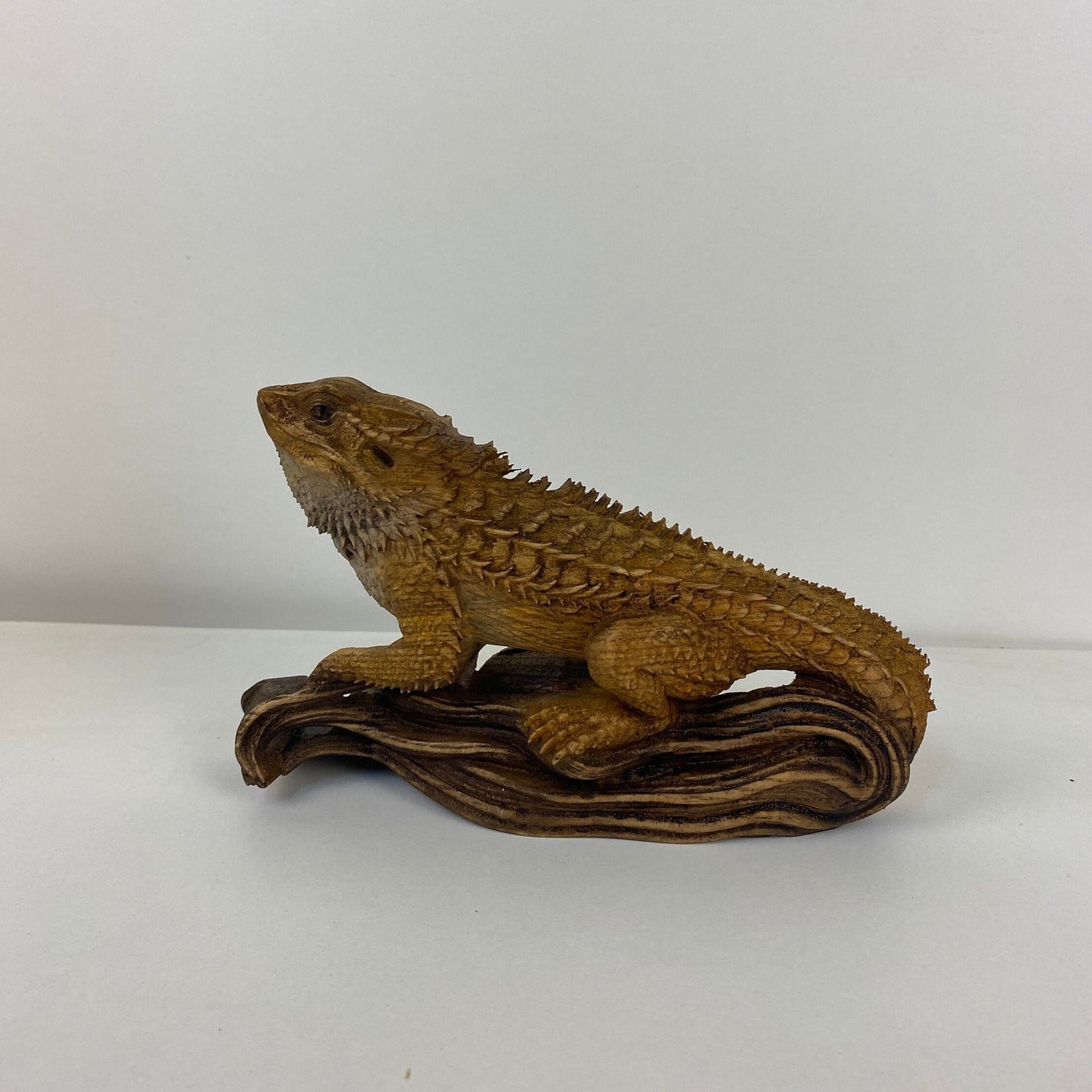 Dragon barbu Figurine de dragon barbu Cadeau de dragon perlé Art de dragon barbu Décor de dragon barbu Reptile des bois Sculpture de lézard Statue de lézard