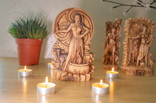 Statue de Brigid, déesse nordique, figurine celtique, dieux irlandais, sculpture en bois, art païen, souvenir, personnages du Nord