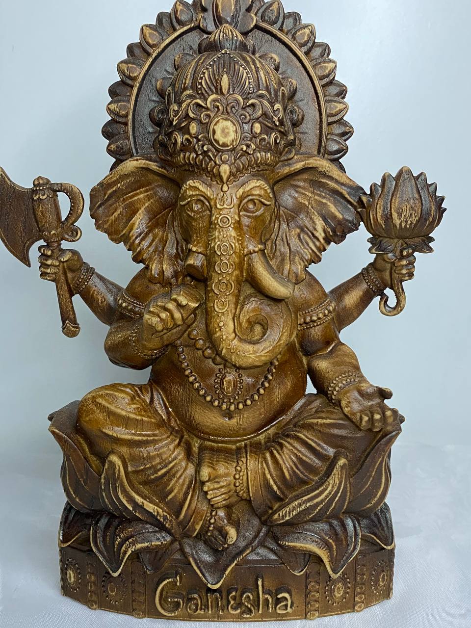 Ganesha Figure – Wooden Hindu God Statue – Symbol of Wisdom, Prosperity & New Beginnings