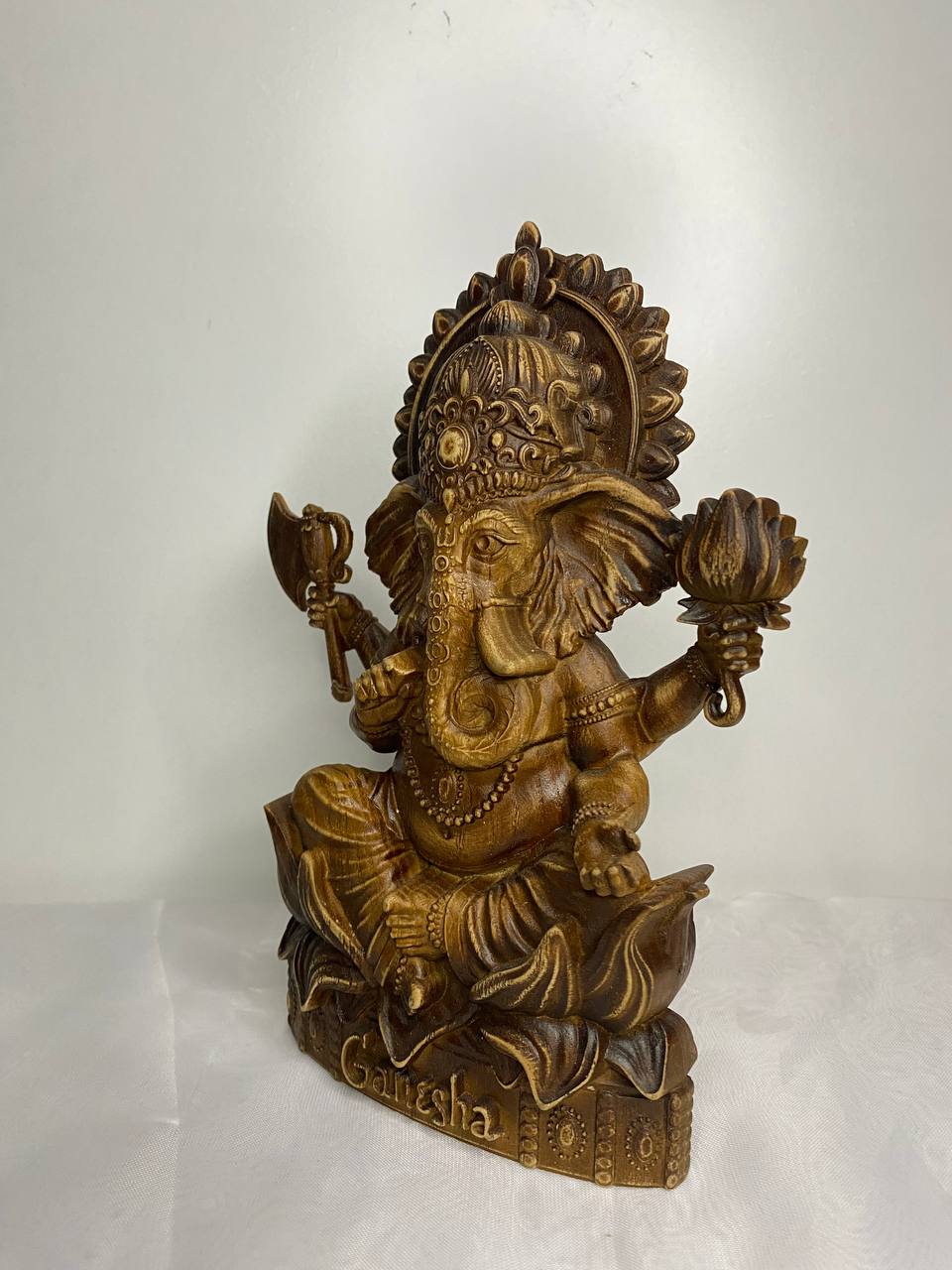 Ganesha Figure – Wooden Hindu God Statue – Symbol of Wisdom, Prosperity & New Beginnings