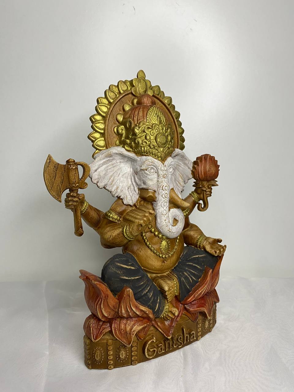 Ganesha Figure – Wooden Hindu God Statue – Symbol of Wisdom, Prosperity & New Beginnings in Ash Wood