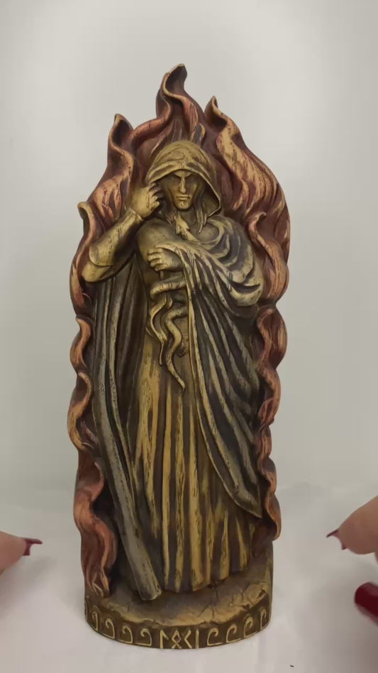 Loki Figure – Wooden Norse God Statue – Symbol of Mischief, Fire & Transformation in Ash Wood